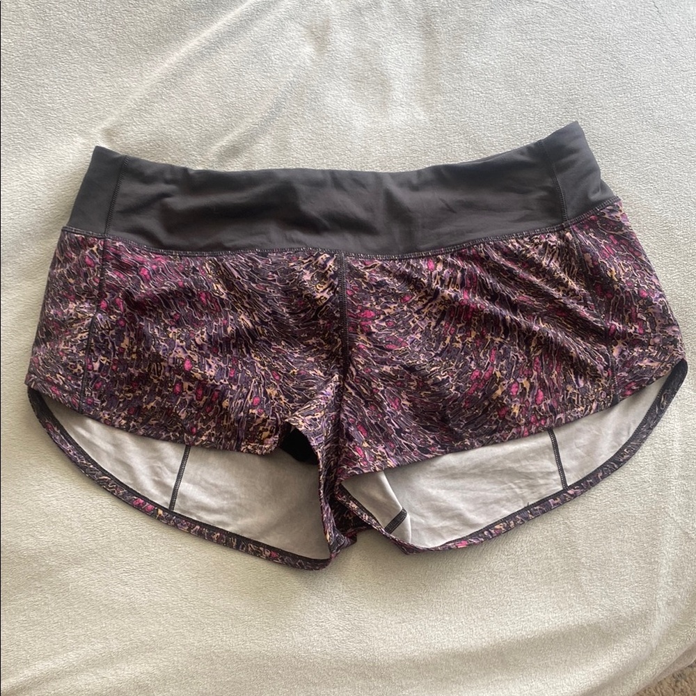 Lululemon Speed Up lined shorts 2.5”